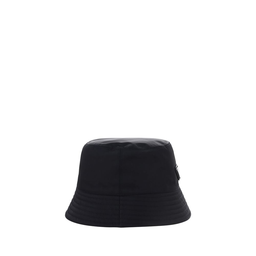 Chapeau Prada Re-Nylon noir