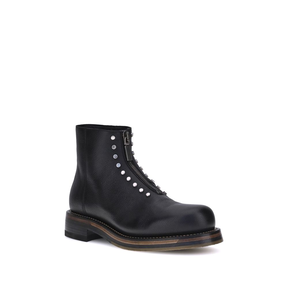 Bottines Alexander McQueen cloutées noires
