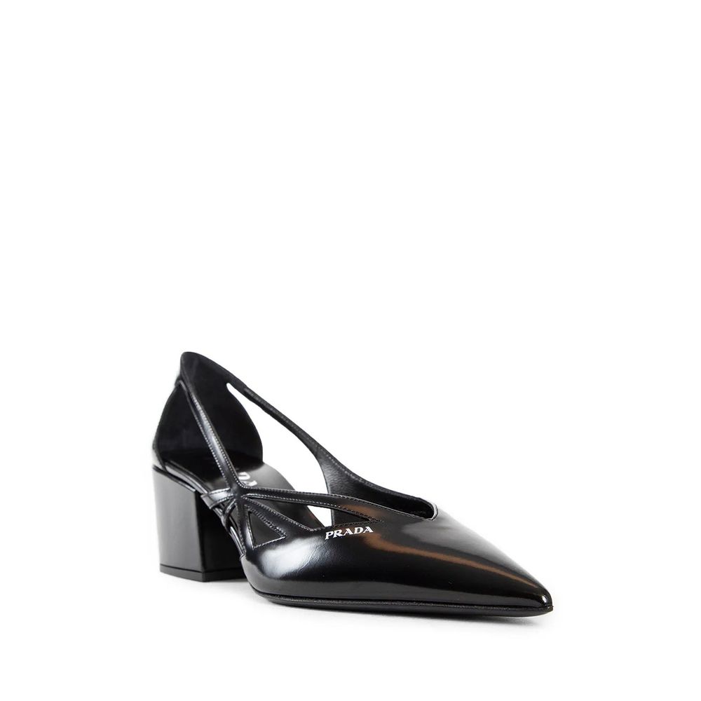 Pumps en cuir Brushed cut-out noires