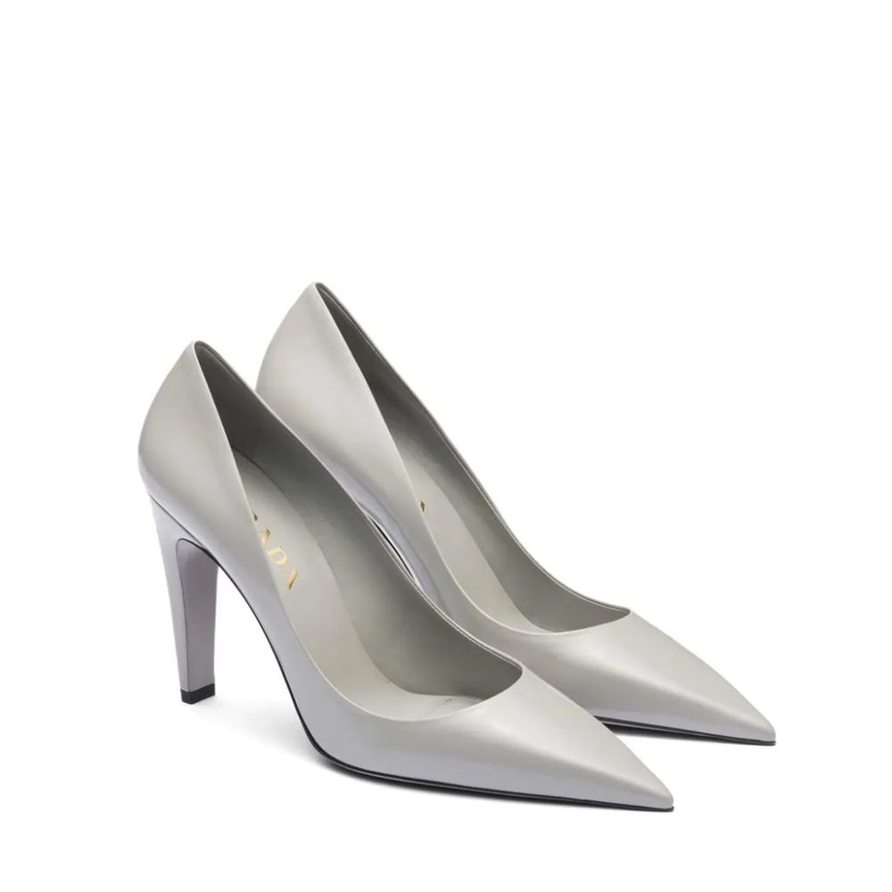 Pompes en cuir Brushed noires